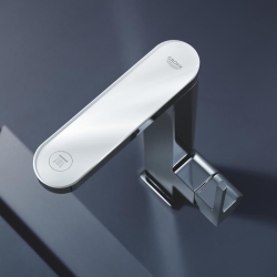 Одноважільний змішувач для раковини Grohe Plus із температурним дисплеєм, L-Size (23959003)