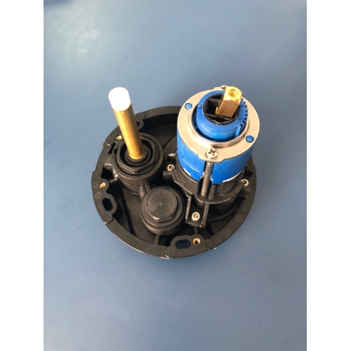 Однорычажный смеситель Grohe Grandera на 2 выхода (24068000)