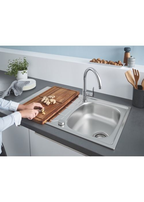 Мойка из нержавеющей стали Grohe + Однорычажный смеситель для кухни BauEdge 31562SD1