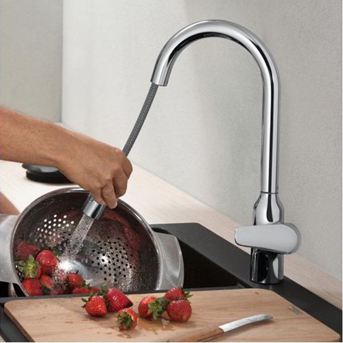 Змішувач для кухні Hansgrohe Focus M42 з висувним зливом Sbox Chrome 71820000