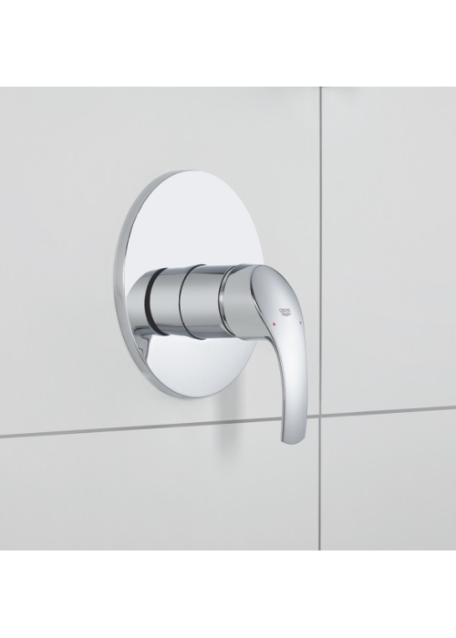 Смеситель однорычажный на 1 выход для душа Grohe Eurosmart, 24042002