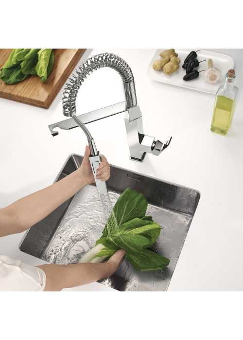 Змішувач для миття Grohe Eurocube 31395000, з виливом на пружині