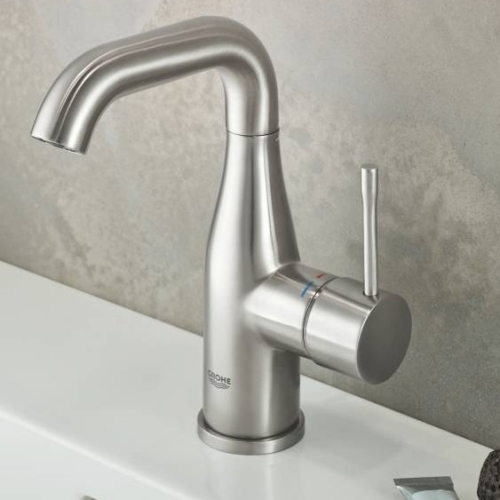 Змішувач для раковини Grohe ESSENCE M-Size 23462DC1