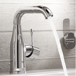 Змішувач одноважільний для раковини GROHE Essence New DN 15 M-Size 23463001