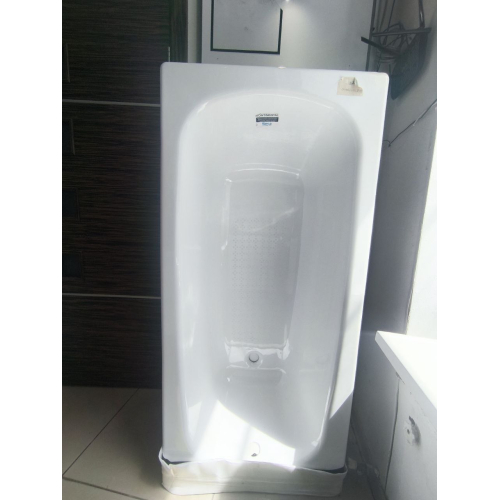 Ванна прямокутна чавунна ROCA CONTINENTAL 150x70см  (A21291300R) (Знижений в ціні товар)
