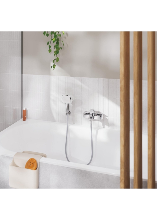 Однорычажный смеситель для ванны Grohe Cubeo 1018130000