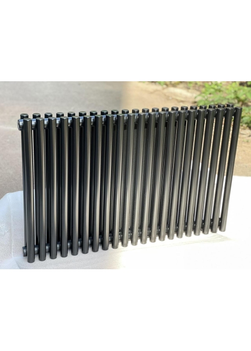 Дизайнерский горизонтальный радиатор Betatherm Praktikum 2 H-500 мм, L-1223 мм PV 2050/32 9005M 88