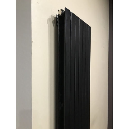 Вертикальний радіатор Betatherm Blende 2 H-1800 мм, L-504 мм B2V 2180/09 9005M 99