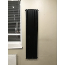 Вертикальний радіатор Betatherm  Blende 2 H-1800 мм, L-504 мм B2V 2180/09 9005M 99