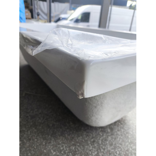 Чеська ванна прямокутна акрилова HES INDIGO 170x70 CZ з ніжками HIN17070W (Пошкоджені два кути на стороні перелива)