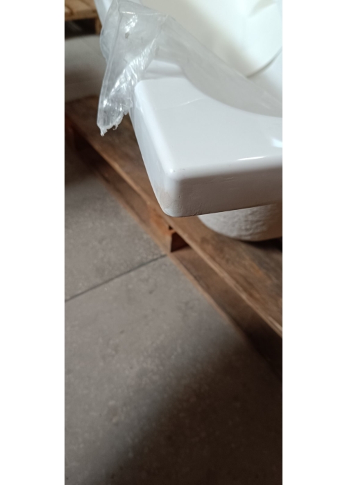 Ванна акрилова прямокутна VILLEROY&BOCH TARGA STYLE 170/75 см UBA170FRA2V-01 (Невеликий скол – потертість на кутку)