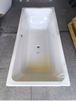 Ванна акрилова прямокутна VILLEROY&BOCH TARGA STYLE 180х80 см UBA180FRA2V-01U (Уцінений товар, пошкоджений кут)