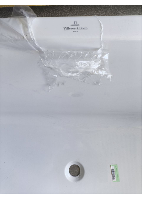 Ванна акрилова прямокутна VILLEROY&BOCH TARGA STYLE 180х80 см UBA180FRA2V-01U (Уцінений товар, пошкоджений кут)
