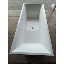 Ванна кварилова прямокутна VILLEROY&BOCH SQUARO 180*80см, в комплекті з ніжками, UBQ180SQR2V-01